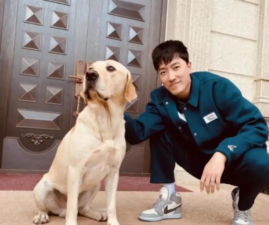 刘翔这辈子，只输给了观众。36次世界冠军，抵不过两次退赛。2008年他踩断