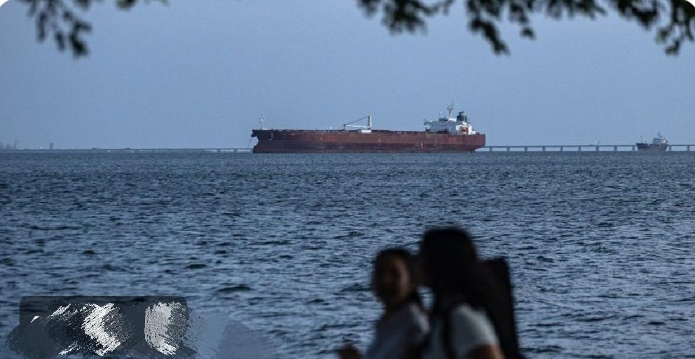 委内瑞拉石油收入清零！长期以来，委内瑞拉一直效仿俄罗斯和伊朗的做法，利用一支