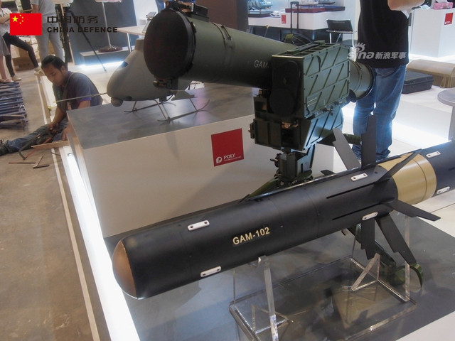泰军缴获柬埔寨的这批弹包装筒上写着GAM-102，4公里射程版，但看外网很多都把