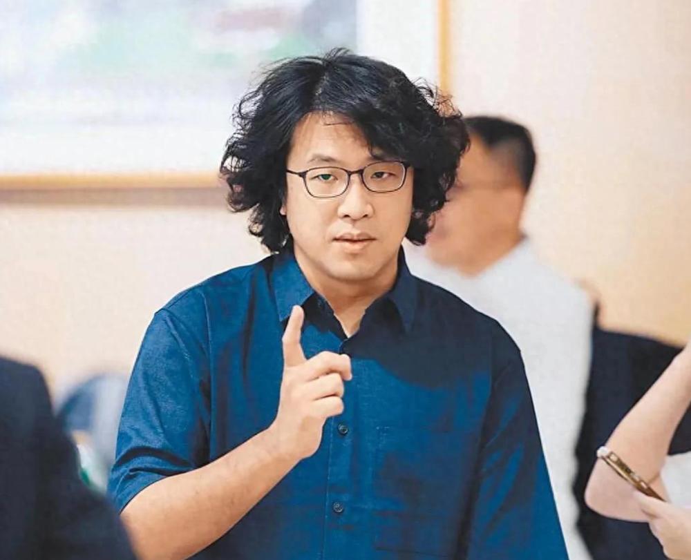 ☁大陆侦查沈伯洋震动台海，民进党出手陆配政策，防务部门一句话道破真相大