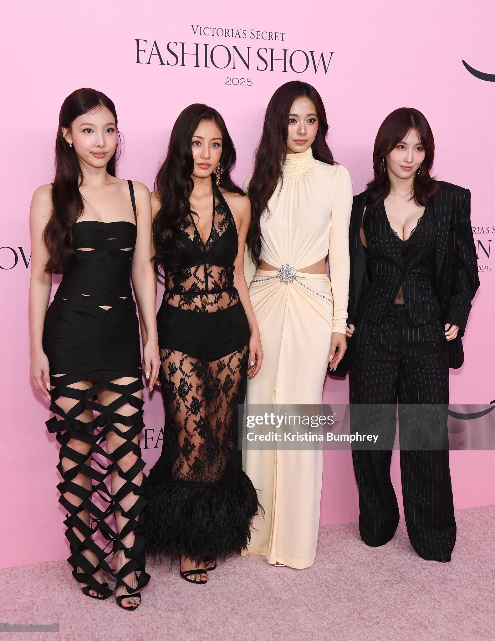杨幂TWICE（朴志效周子瑜林娜琏平井桃）维密大秀G社生图​​​