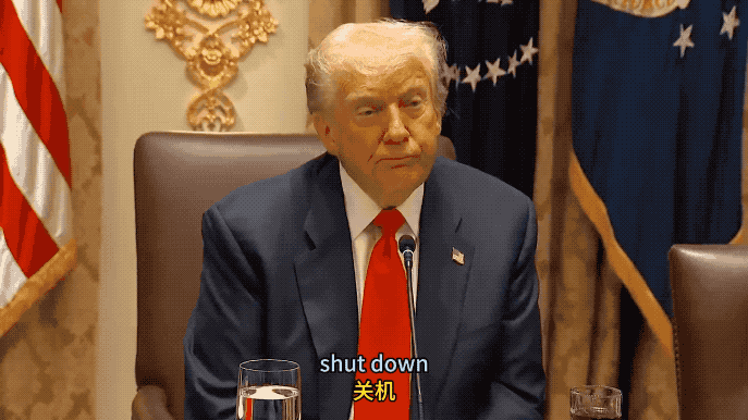 特朗普终于证明：美国就是公司，美军就是拿钱的保安！在新闻发布会上，有记者问：“如