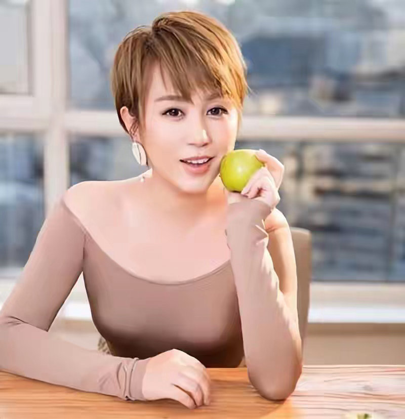 43岁马丽近况曝光！嫁小11岁许文赫生下一子，如今再迎来喜讯