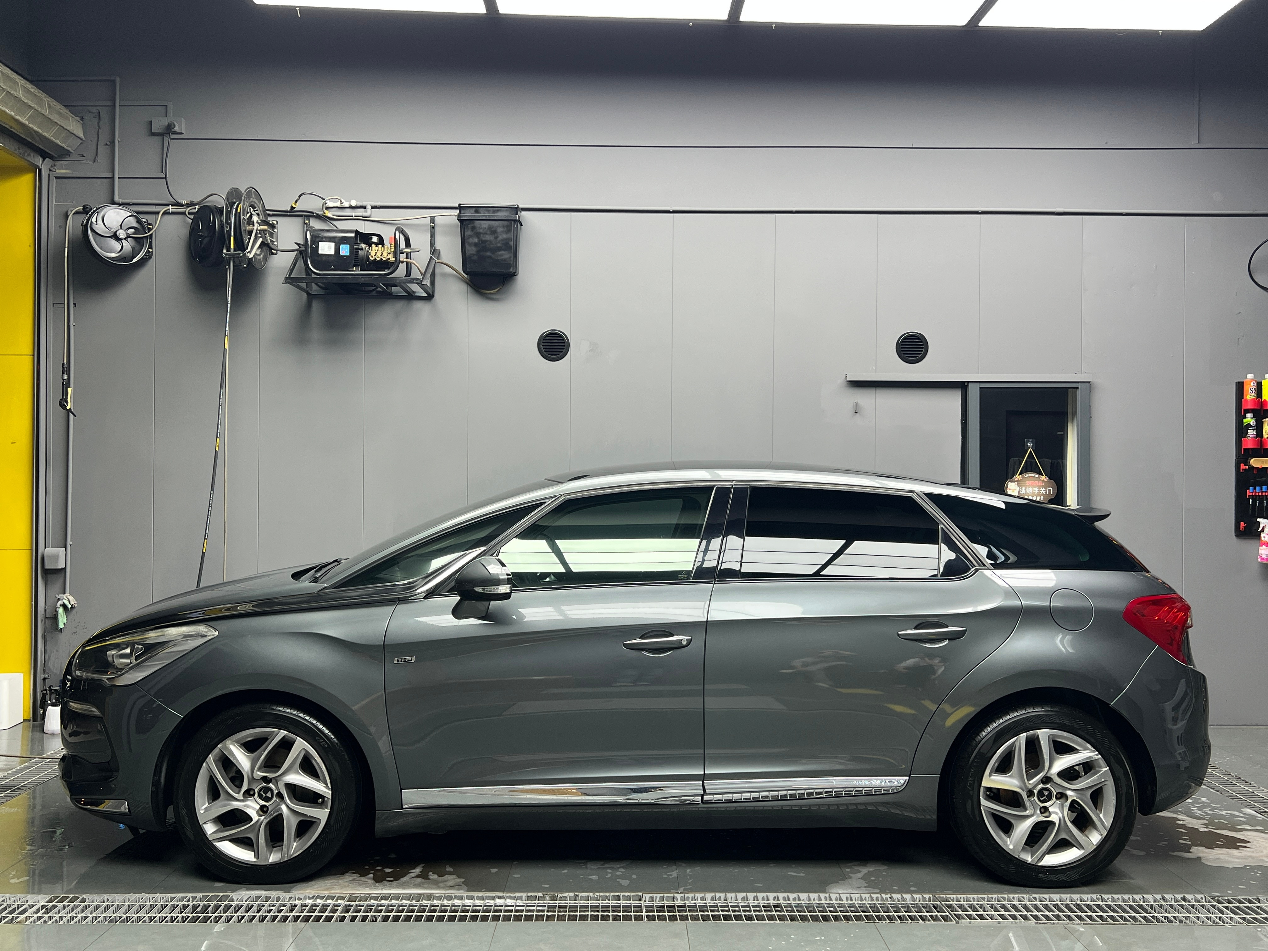 贴膜，开工！​​​