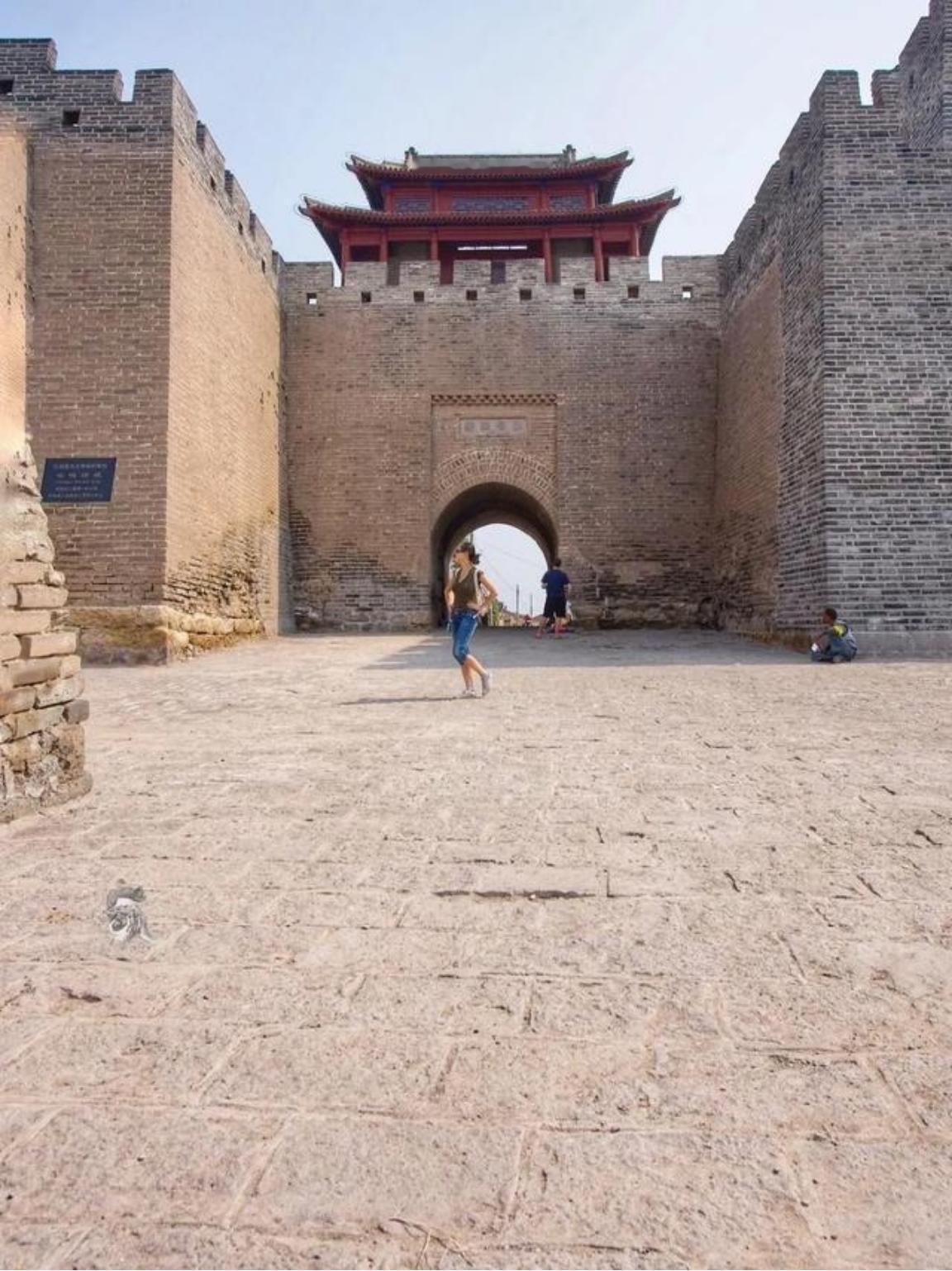 说起古代的驿站，好多人认为这就是朝廷专门设立的一个机构，然后专门为出差的官员提供