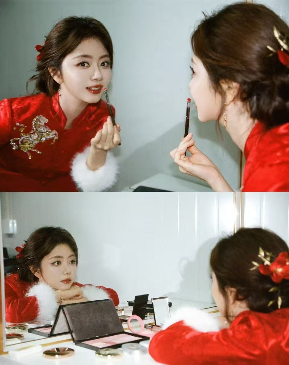 谭松韵年画娃娃谭松韵春晚造型真的好好看，整个人福气洋洋的，一整个国泰民安的感觉