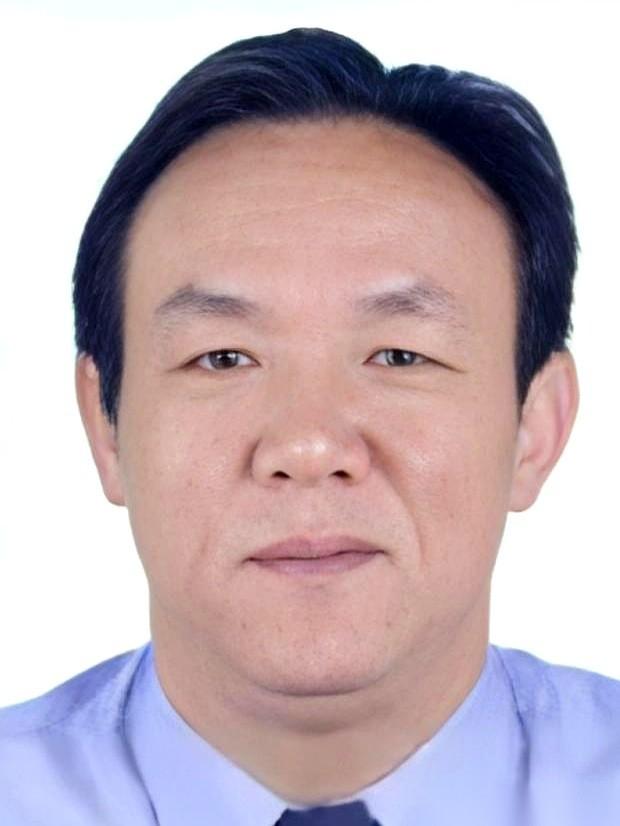 法槌落下，死刑。武汉“土皇帝”黄大发，30年盘踞，到头了。可二十多年前，他不是
