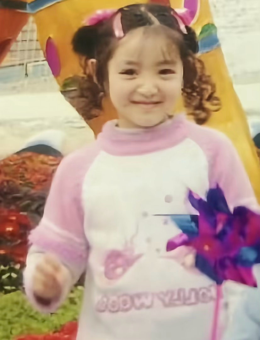 我晕吧...真是从小好看到大啊两位🥹田曦薇张凌赫逐玉