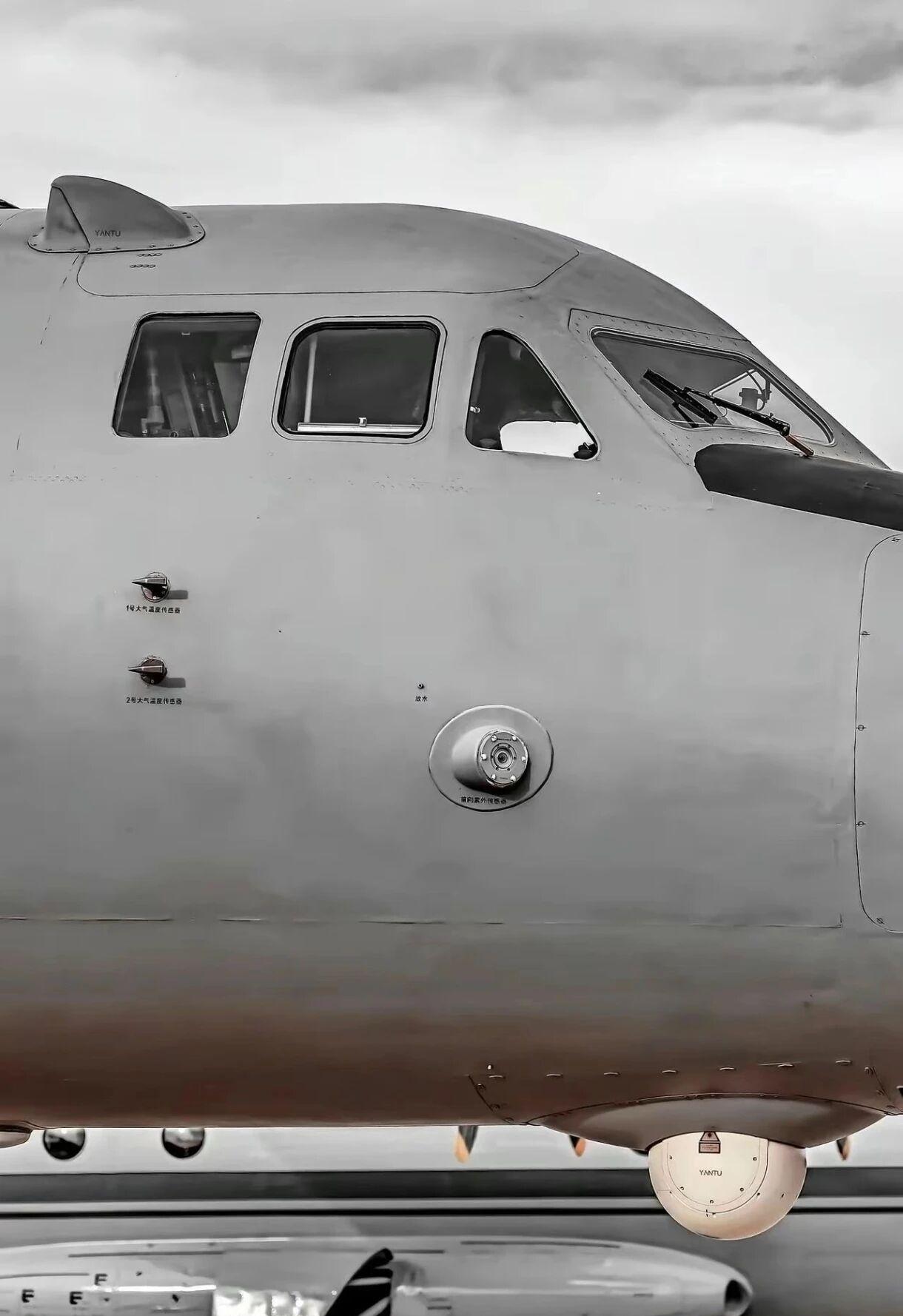 轰6K、轰6N、轰6J机头上列装了许多传感器烽火问鼎计划​​​