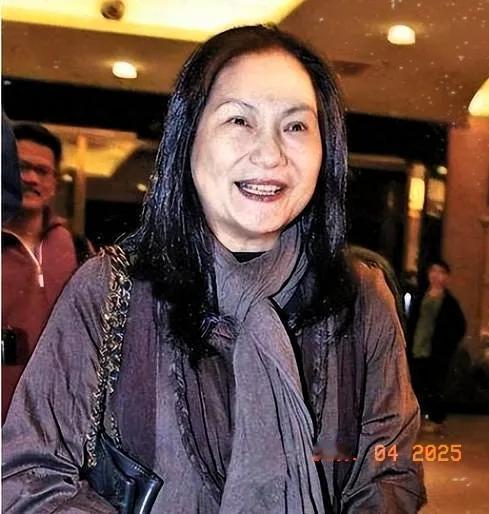 最近网上又出事了，有个人在社交软件上一直喊着“活该，还大S命来！”。有人说这事黄