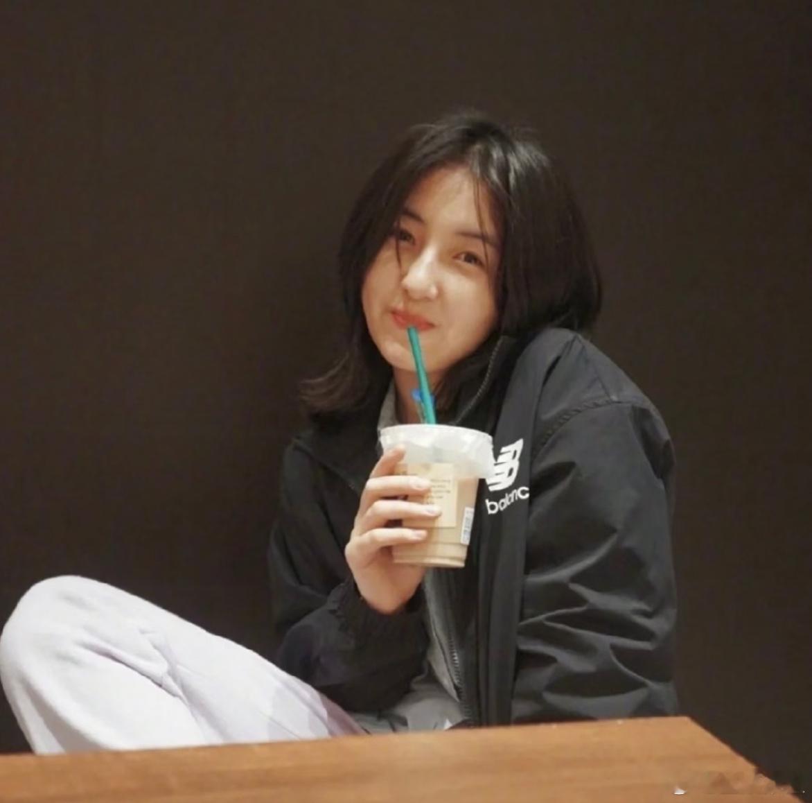 张子枫//我少年时期的头像大户​​​