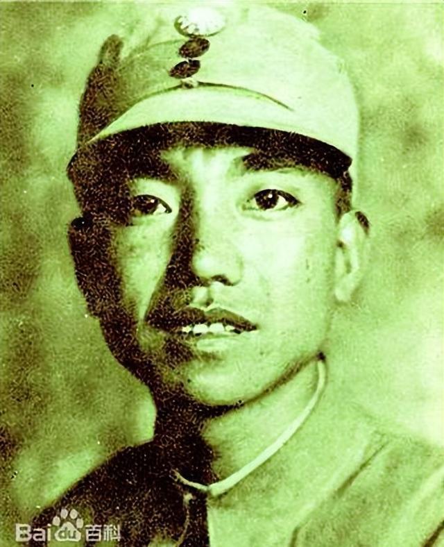 1955年，中国人民解放军首次授衔，萧克被授予上将军衔，位列55位上将之首。可这