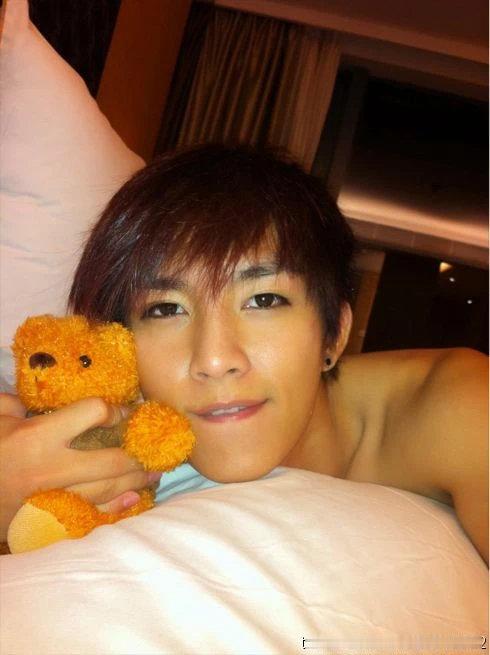 #炎亚纶#晚安飒飒飒​