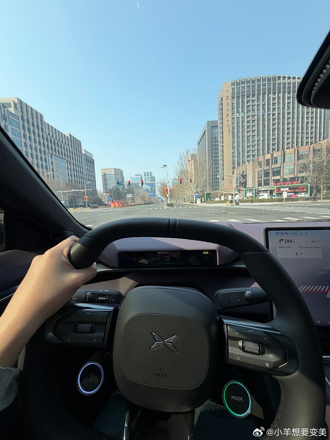 冒个泡带着问题去试车和出差回来了咱就是说摄影师简直不要太敬业了录了好多遍