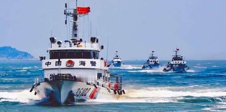 菲军舰公然硬闯咱们黄岩岛潟湖还低空侦察挑衅！军方高层放话不惜动武绑架美国撑腰，小