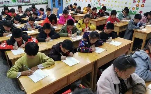 小学奥数很多孩子都学了，为什么到初中后数学拔尖的却没几个？1、不是学了奥数就变