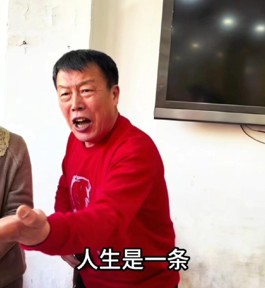 痛心！又一位东北网红去世了，网名：东北源哥。11月20日，突发疾病去世，年仅61