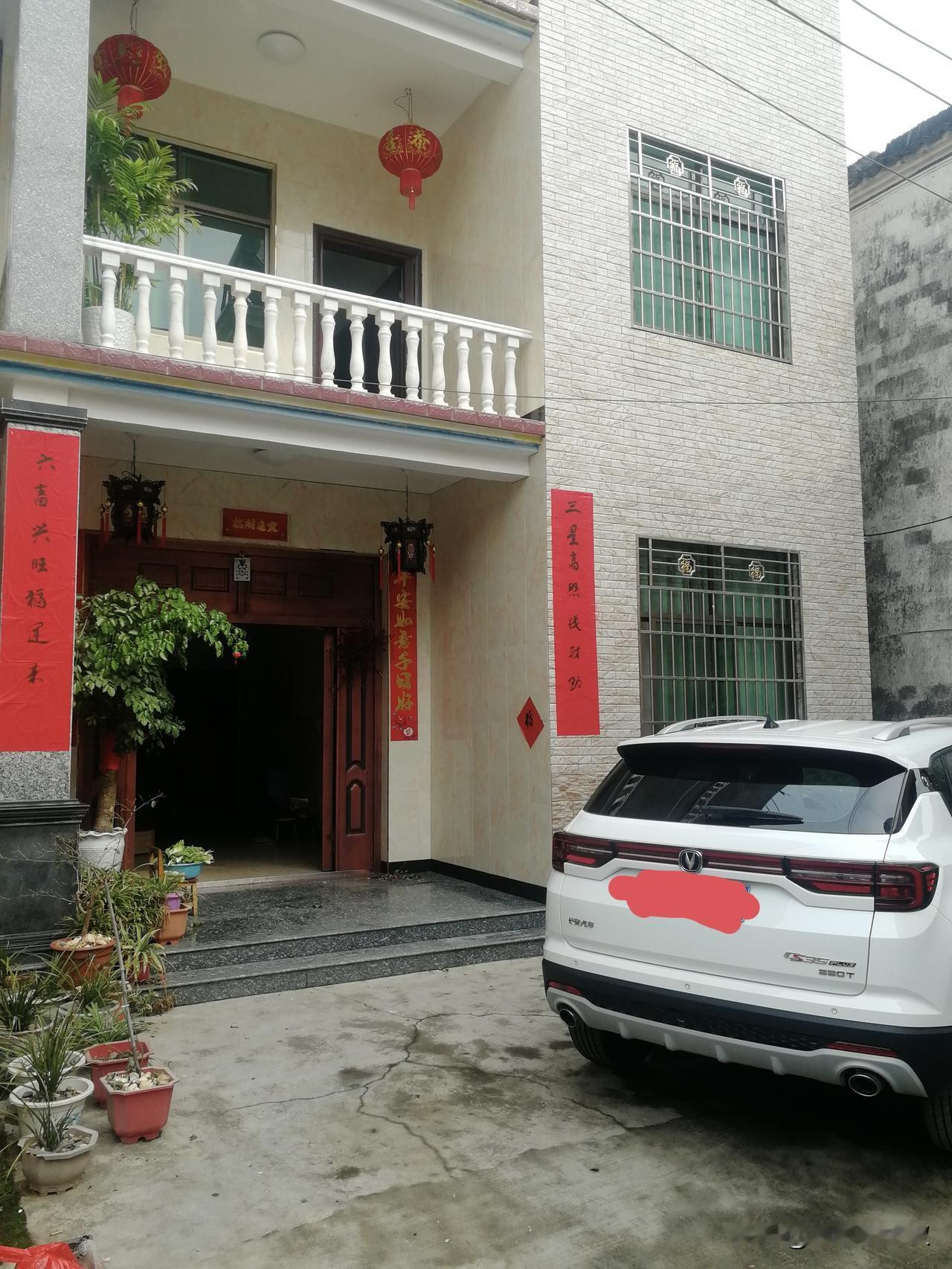 2019年10月份买了一辆代步车，长安CS35PLUS，行驶至今61980公里。