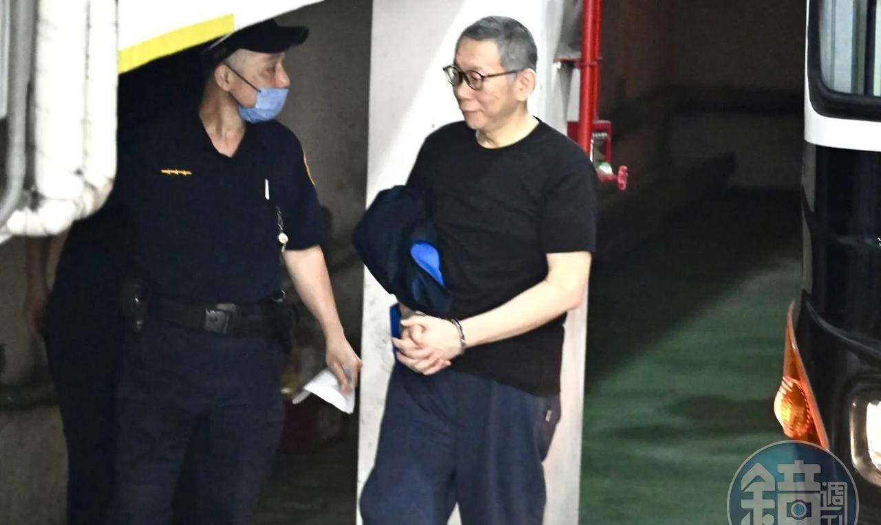 柯文哲对“橘子拉走1000万”未表示异议　北检放弃传妙天出庭了前台北市长柯文哲