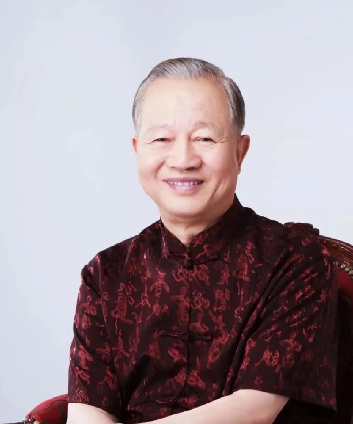 曾仕强说，“不要嫉恶如仇，你只管管好自己，不要管别人，他该倒霉自然他会倒霉，