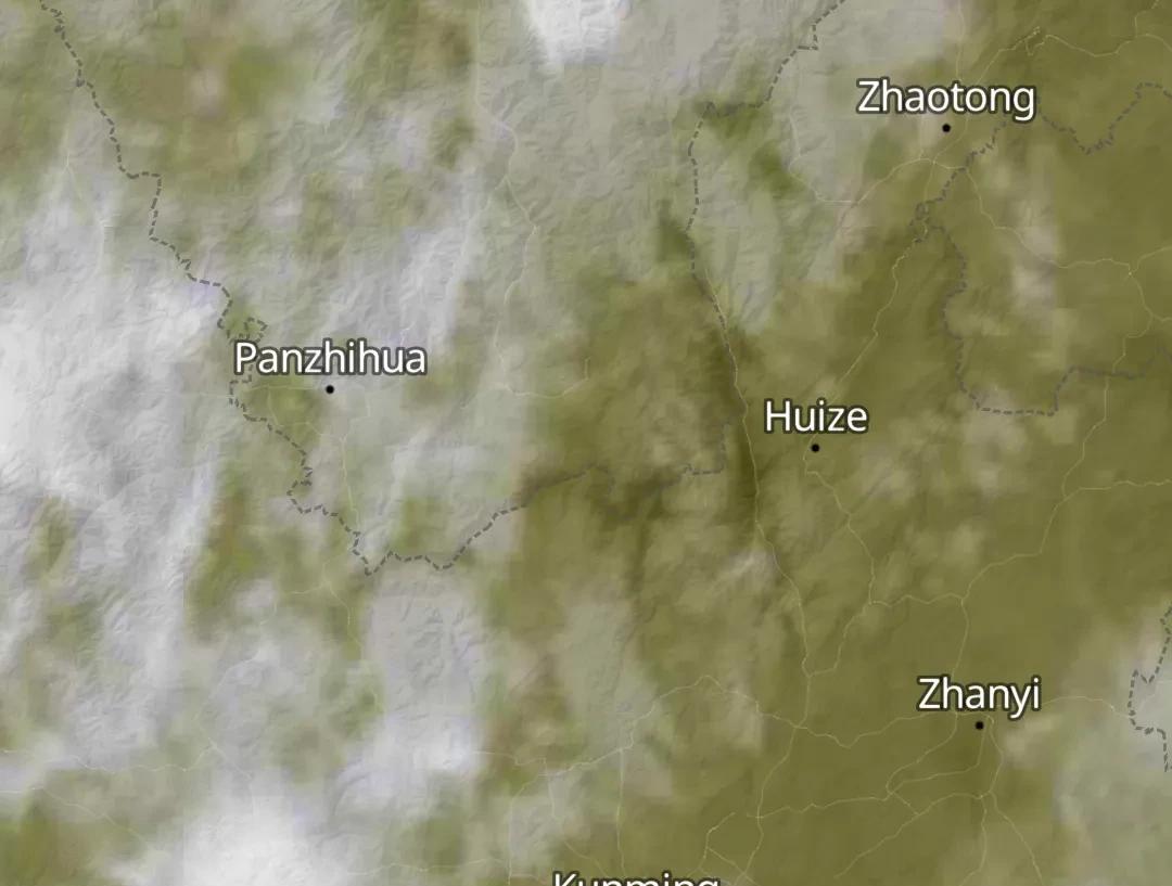 从今天晚上的最新卫星云图上来看，云南楚雄、昆明、昭通一带为局部分散性云层，曲靖一