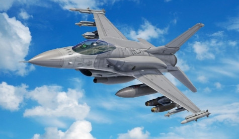美国再次出手了！美国这次又给巴基斯坦送大礼，F-16V战机直接打折61%，表面是