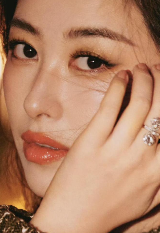 朱珠最新写真大片，展现独特魅力与风采