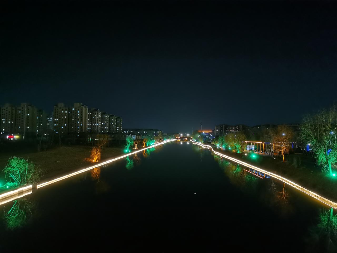 今日运势：乙巳年戊子月庚午日2025.12.27日鼠：小吉适合相亲会友牛