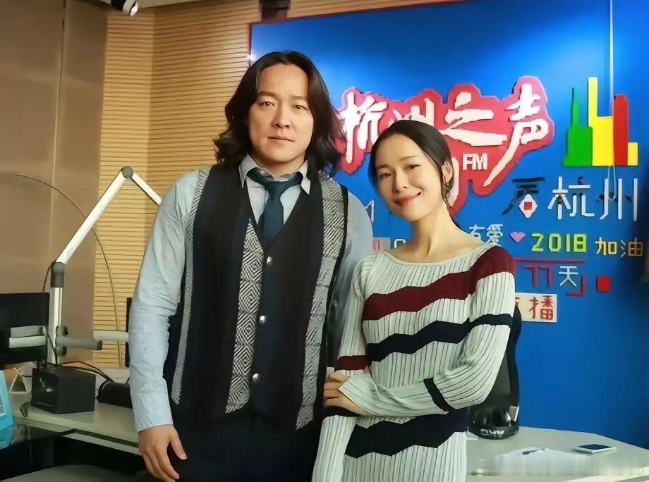 看到江一燕官宣离婚，觉得不可思议特意去搜了下他的前夫​有网友传她的前夫是赵汉唐，