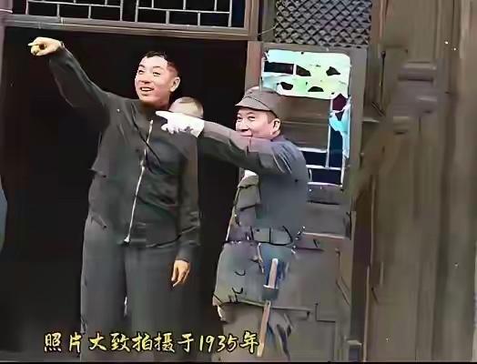 张学良得知杨虎城一家被杀细节，不相信是蒋所为，见杨后人极冷漠1999年，即张