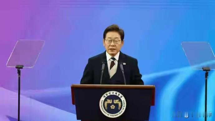 估计韩国总统李在明今晚高兴得睡不着觉了！韩国APEC峰会召开在即，终于迎来了邻