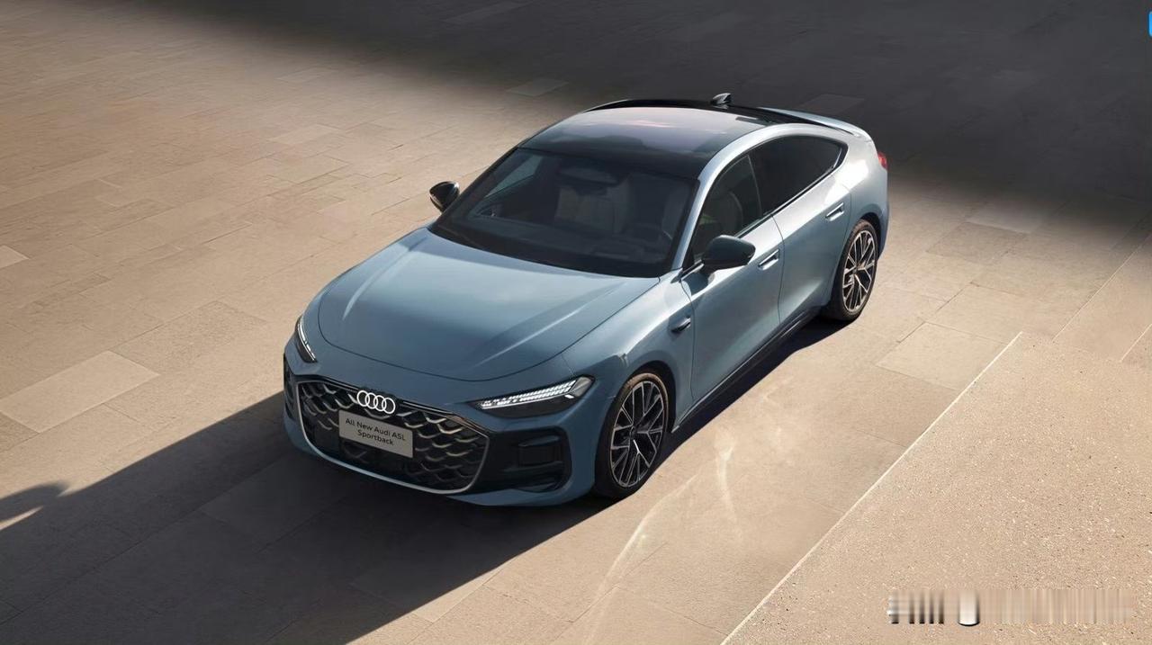 在广州车展亮相的奥迪A5L以全球首款搭载华为乾崑智驾的燃油车身份引发轰动，颠覆了