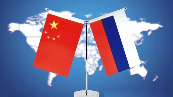 中国迟迟不给俄罗斯明确站台，背后原因不复杂，就一个：克里米亚和乌东四地的入俄程序