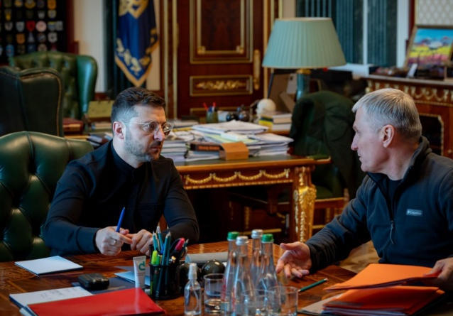 【泽连斯基又怂恿:中国帮忙很重要,感谢】#泽连斯基又要中国帮忙#当地时间10月