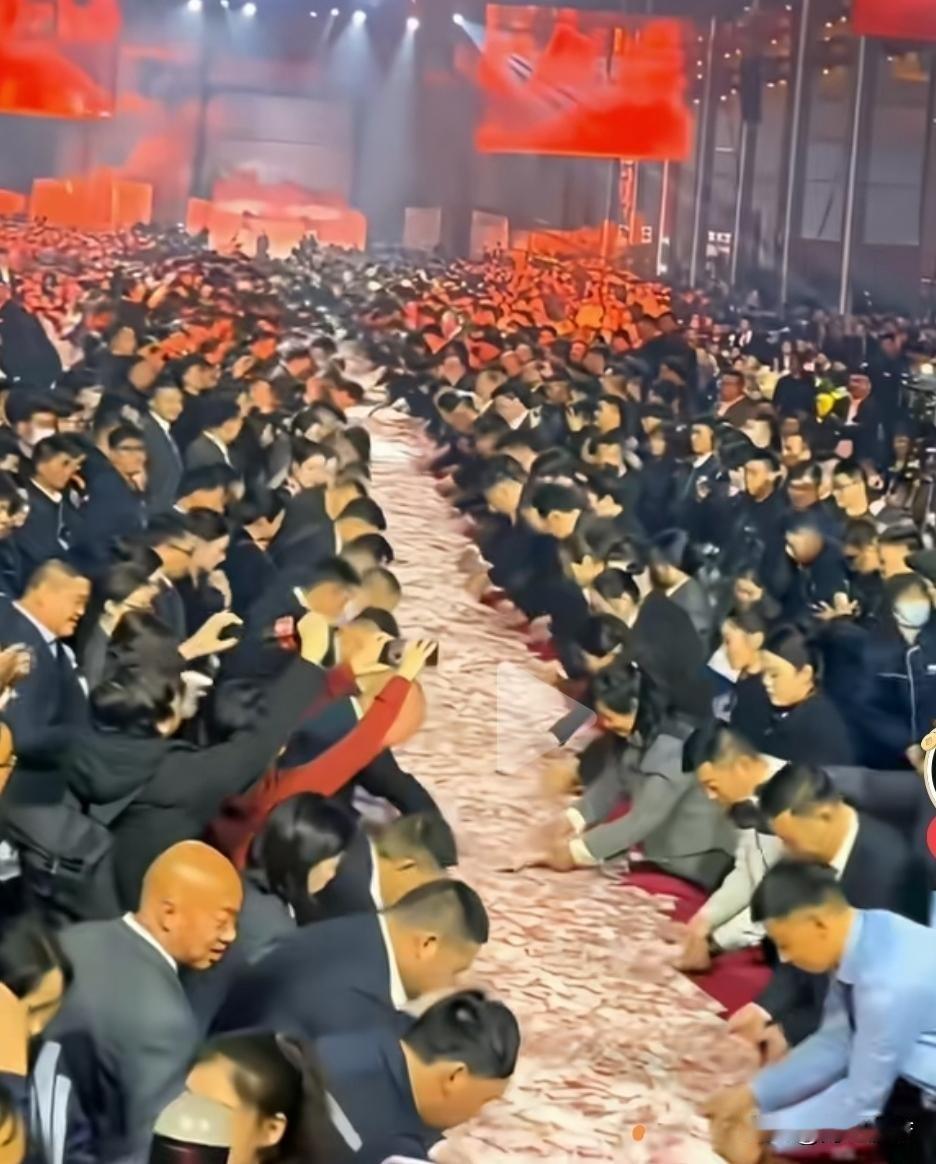 发钱发到手软，数钱数到手抽筋，最爱发钱的老板，今年继续发钱！时间延长至15分