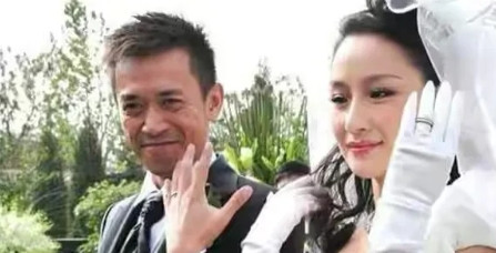 2009年，王学兵与孙宁结婚，婚礼花销由孙宁负担，而礼金被王学兵家人以“老家风俗