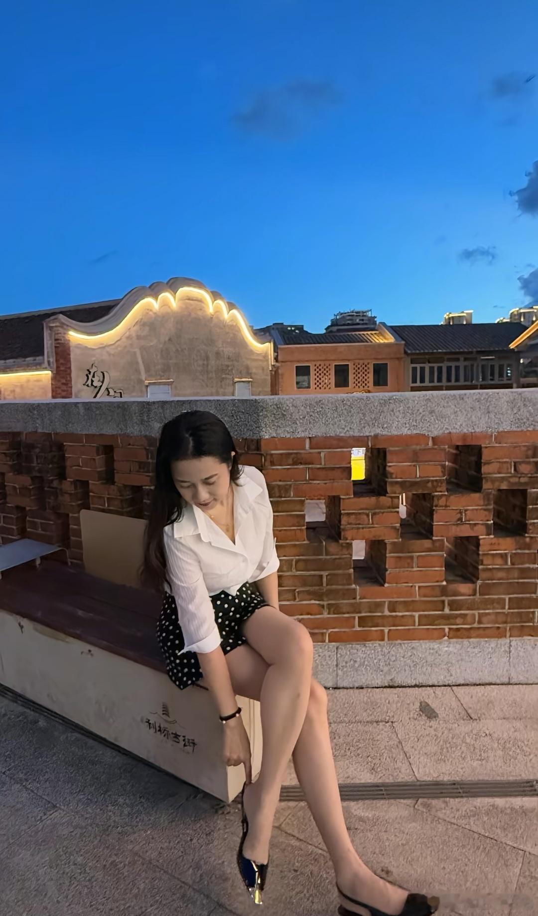 轻熟女神范儿姐姐好不好美女