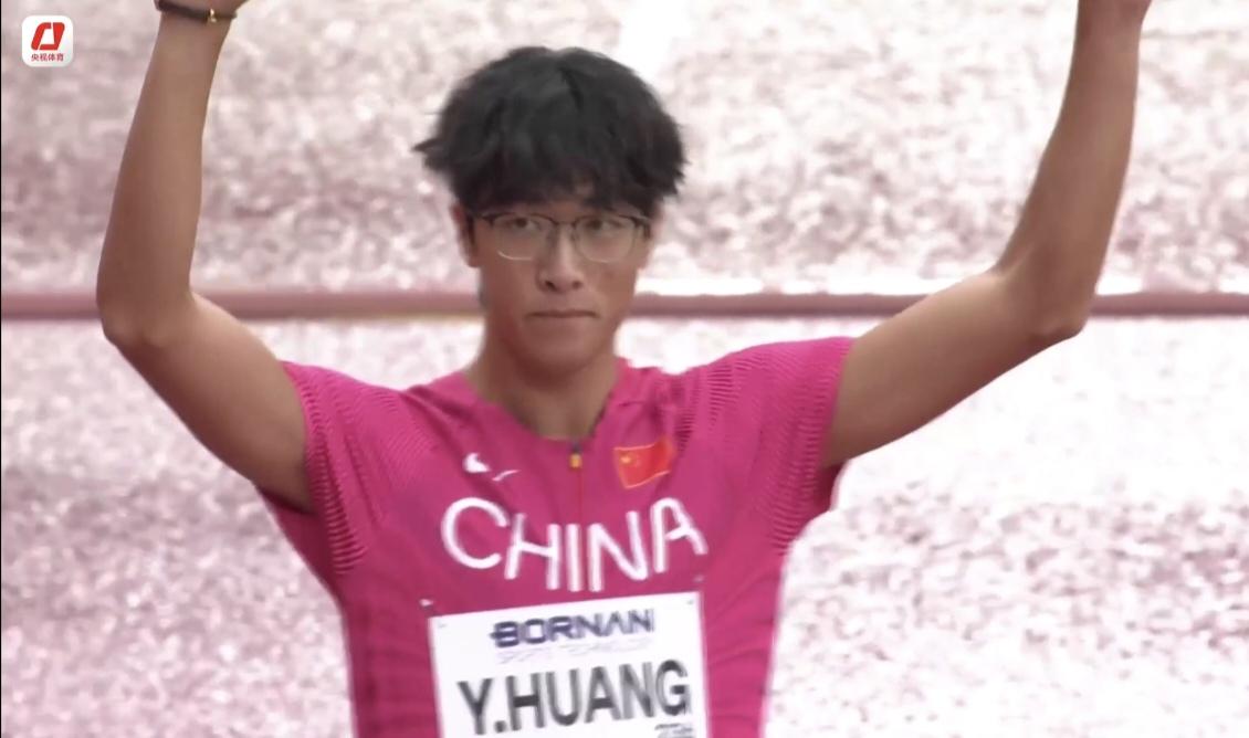 亚运会：🇨🇳黄友闻顺利晋级男子200米半决赛！今天是亚运会田径的第四个比赛