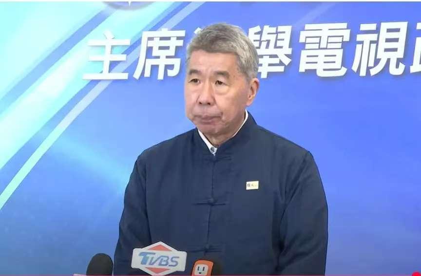 张亚中校长，公然怒斥黄复兴退将，不要晚节不保！在10月5日，张亚中在辩论会后公然