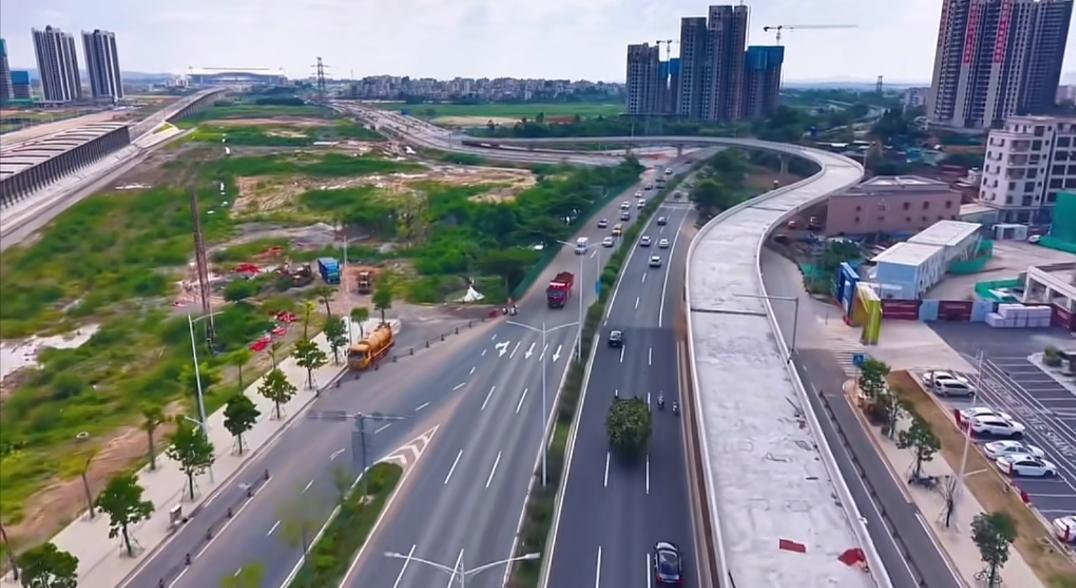 湛江北站湛清路：西段已通车，就差下穿黎湛铁路，预计年底全线贯通高铁站都通车