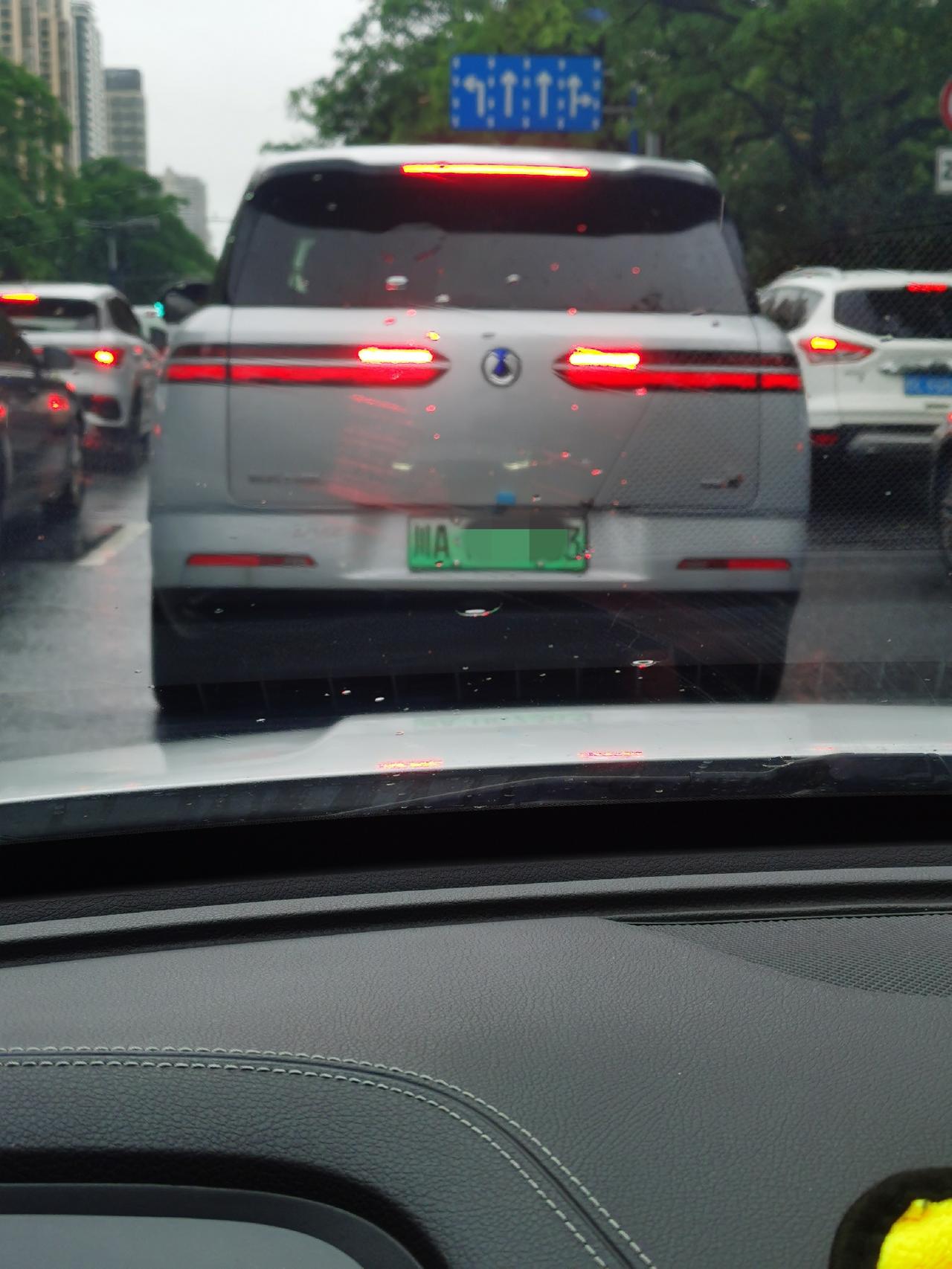 摸迪子过河不一定对，但一定没错。这年头模仿迪子，已经是公认最有效的路径了。没有