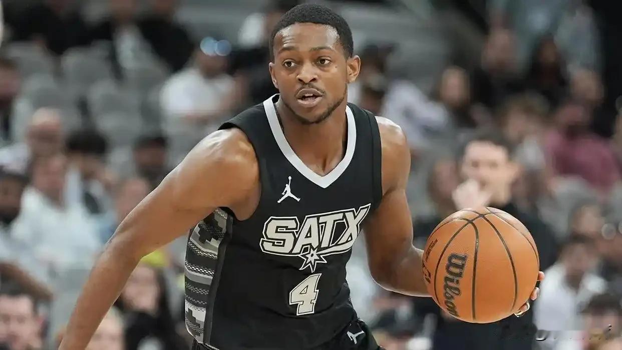 皮尔斯建议马刺用福克斯交换卡佩拉伊森近日，凯尔特人名宿皮尔斯在节目中谈到了马刺