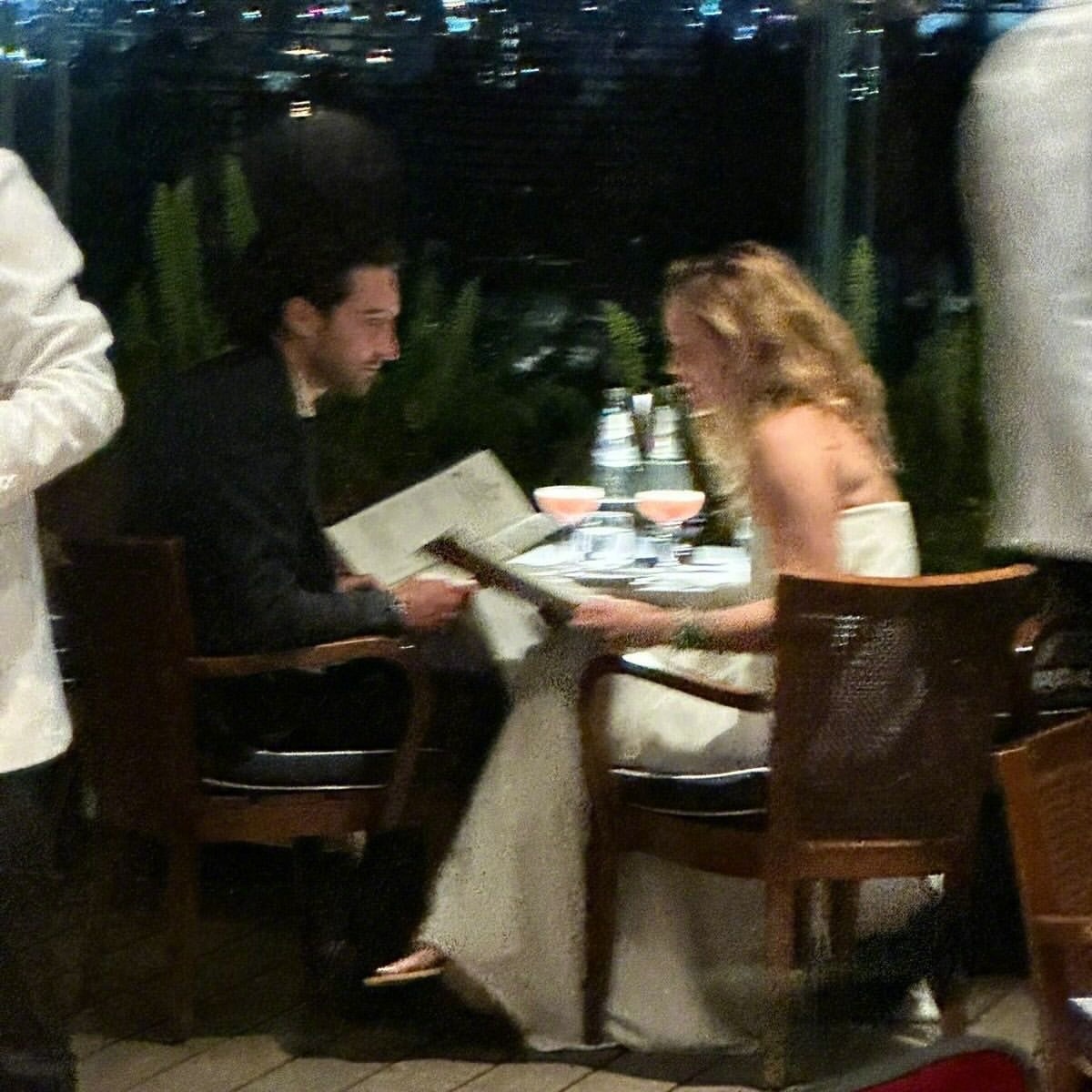 欧美八卦新闻，下个月满36岁的艾玛·沃特森又换男友了！这一次是墨西哥富商Go