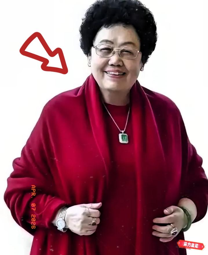 身价千亿的陈丽华走了。她不是死于高龄，也不是死于贫穷，更不是死于折腾，而是死