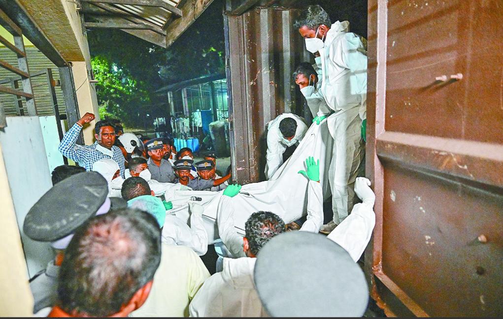 自从印度担任轮值主席国后，金砖国家组织在美伊冲突问题上出现了分歧，美国非法打击伊