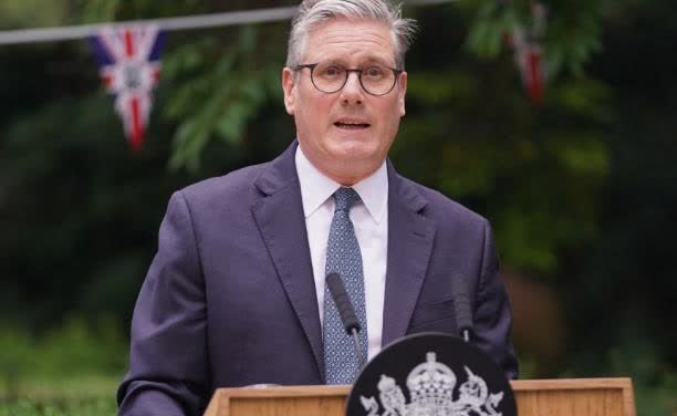 英国首相斯塔默抛出了一句话，让全世界都屏住了呼吸。俄乌冲突已经持续三