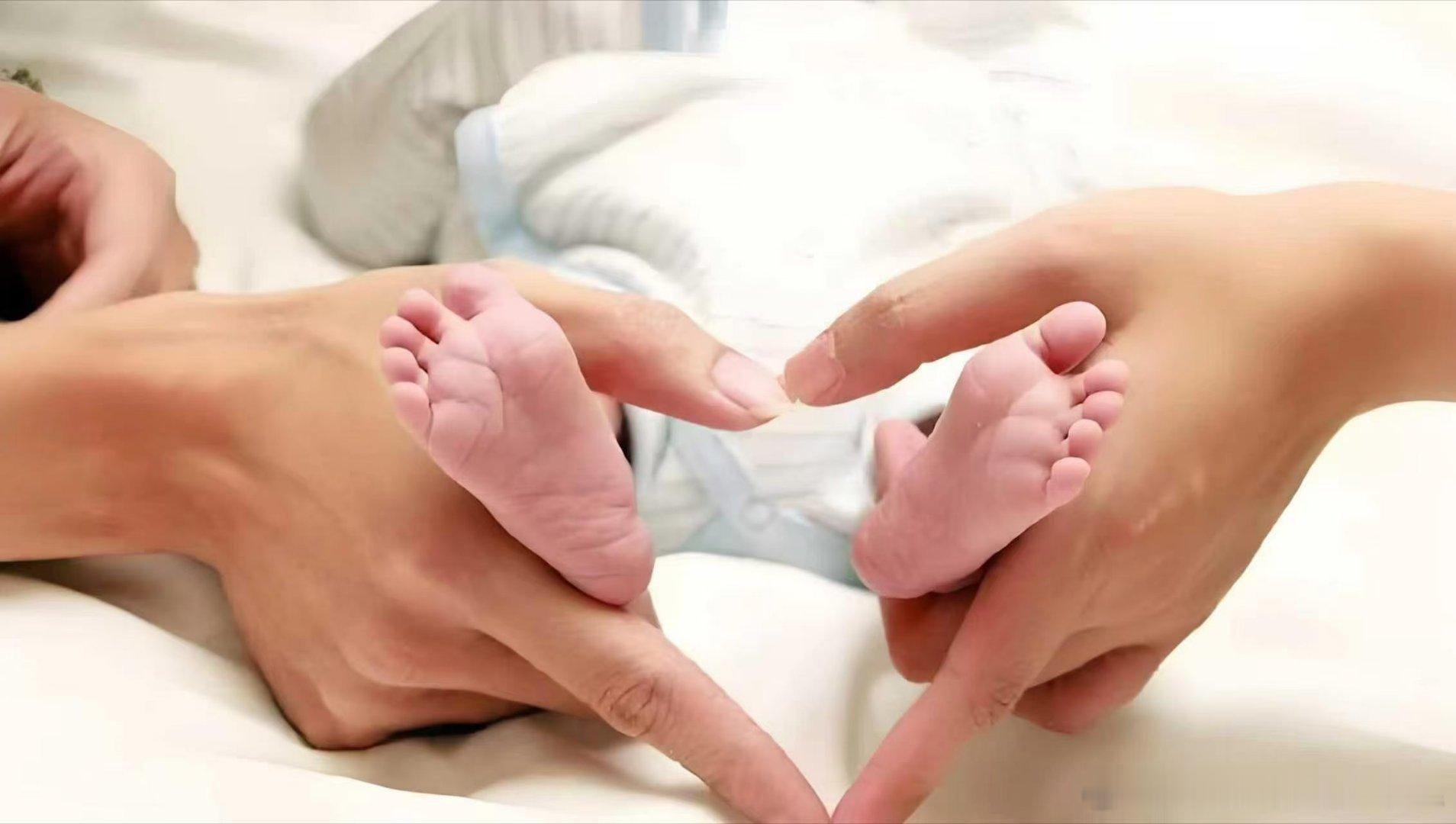 生孩子，哪些情况适合选日子？若是顺产发动，顺其自然即是最好。医生确定可以择期剖腹