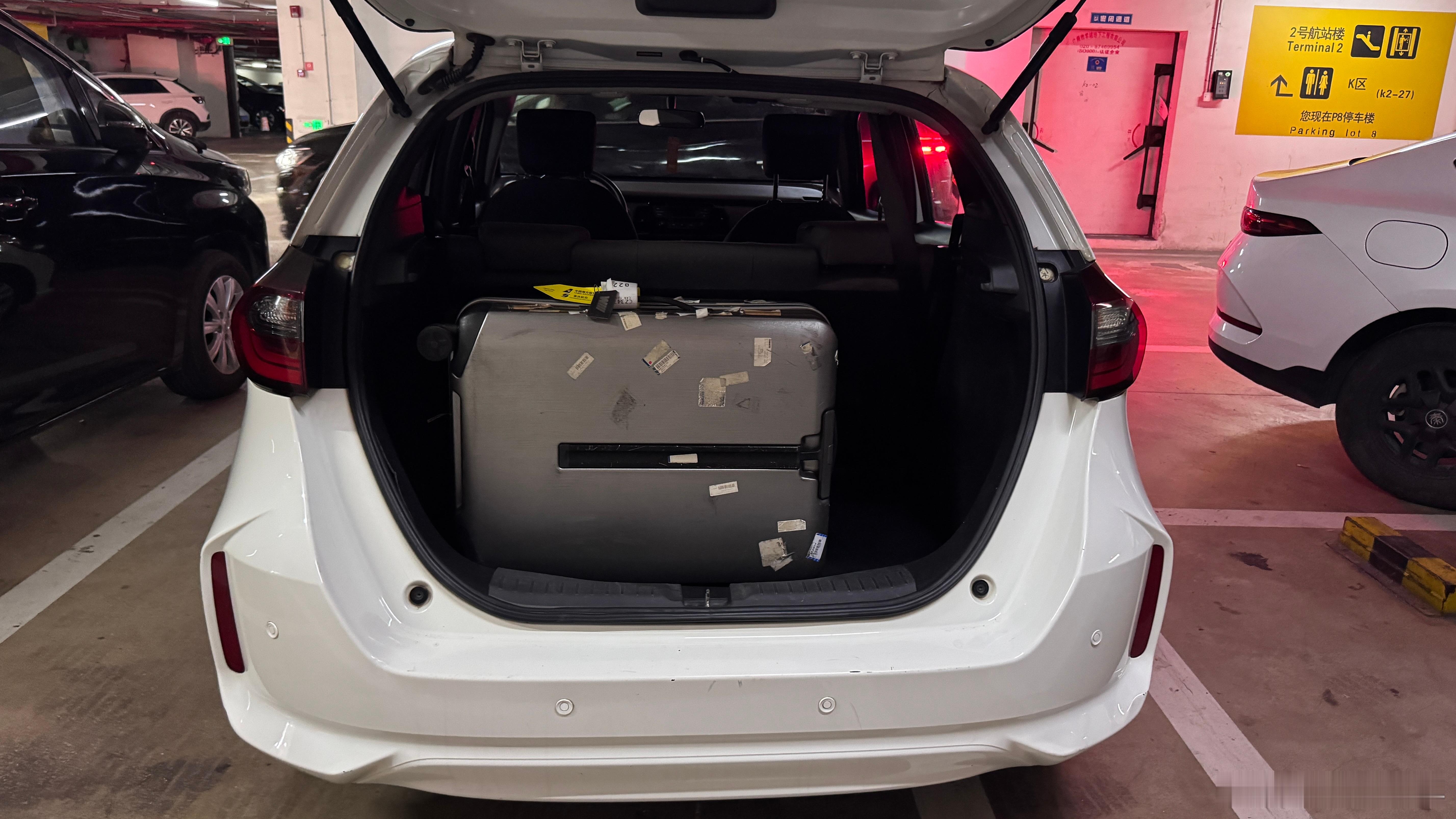 在广州白云机场回中山我觉得最爽就是我这个操作用了南航赠送的200块租车券回中山直