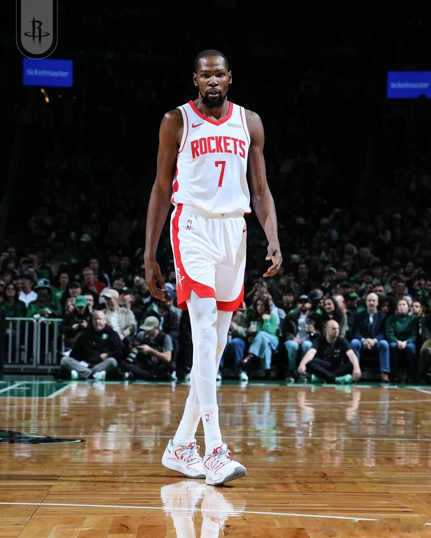 杜兰特：我希望教练不要把我从场上换下来。我要在场上打满48分钟。除非我觉得我累了