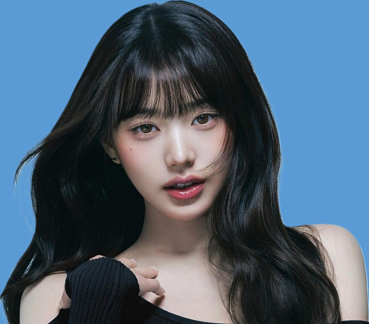 张元英BANGBANG直拍张元英BANGBANG直拍真的封神，黑长直造型利落又